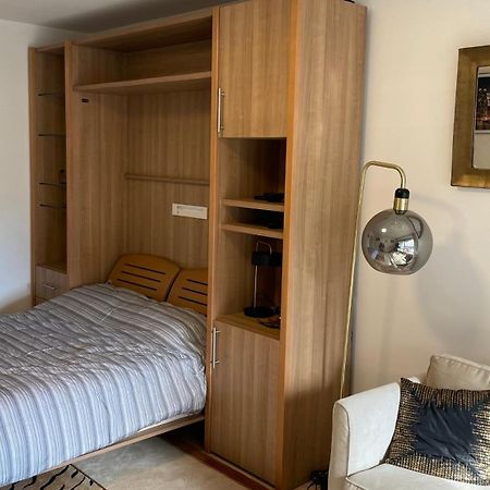 Un Studio De Luxe Les Champs Elysees Paris Eksteriør billede